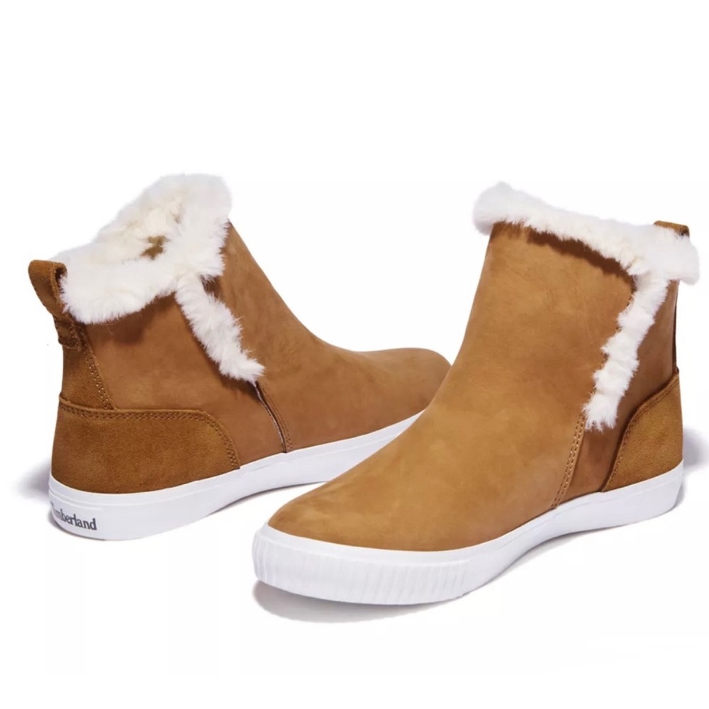 TIMBERLAND WOMEN'S SKYLA BAY PULL-ON BOOTS Size 6 B54